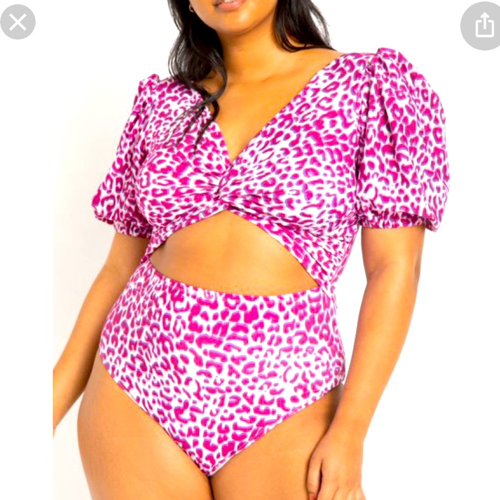 Plus size puff sleeve swimsuit